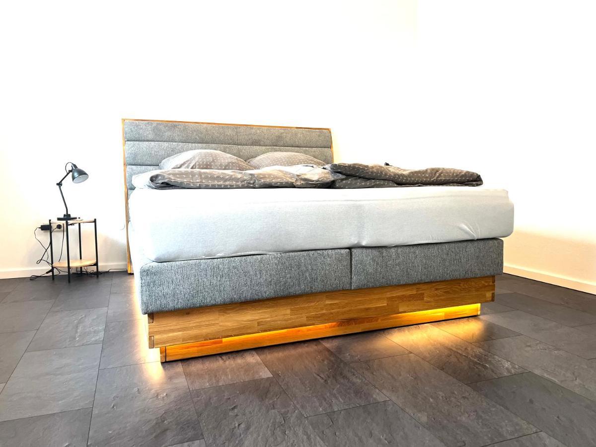 Apartment Fuer 6 Crailsheim Zentrum Netflix 300 Mbit Wlan Bagian luar foto